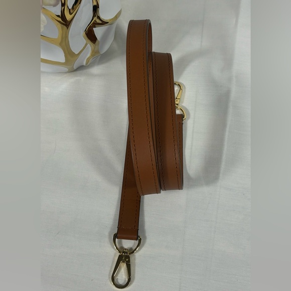 Authentic Louis Vuitton Brown Leather Strap with Gold Hardware - Picture 1 of 5